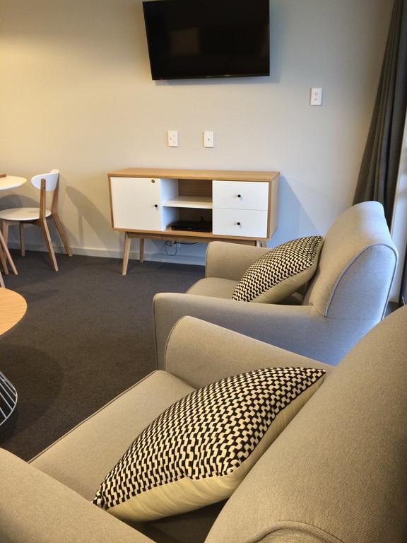 Milford Road Apartments Те Анау Екстериор снимка